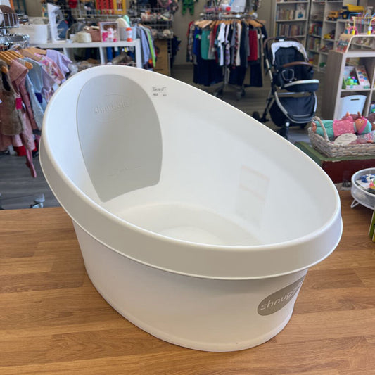 Shnuggle Baby Bath (retails at $60 new)