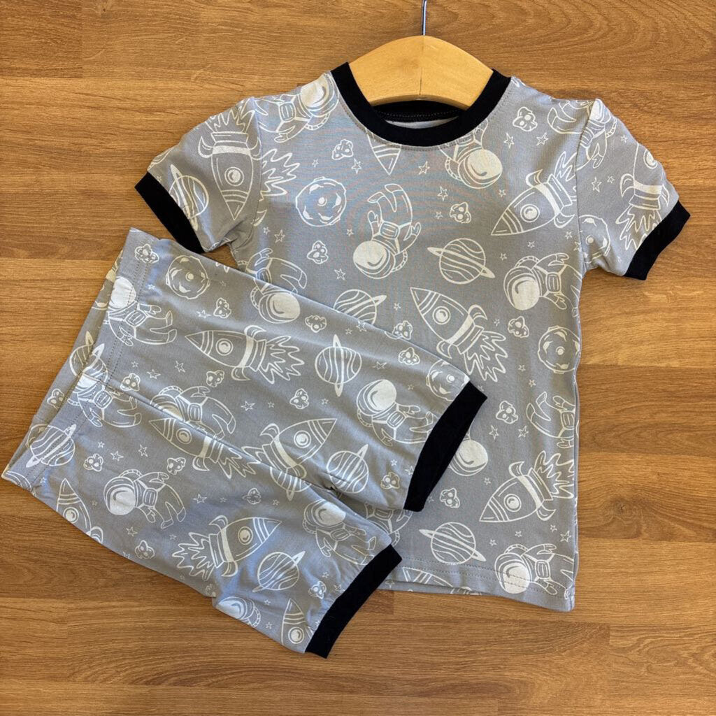 NEW Vanenit Grey Space Viscose Short Pjs - 12/18m