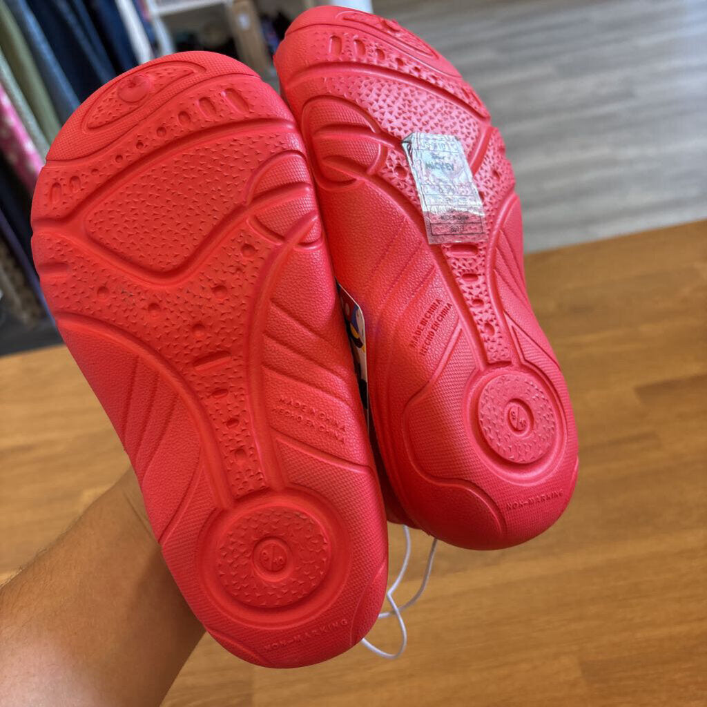 NWT Mickey Sandals - 9/10