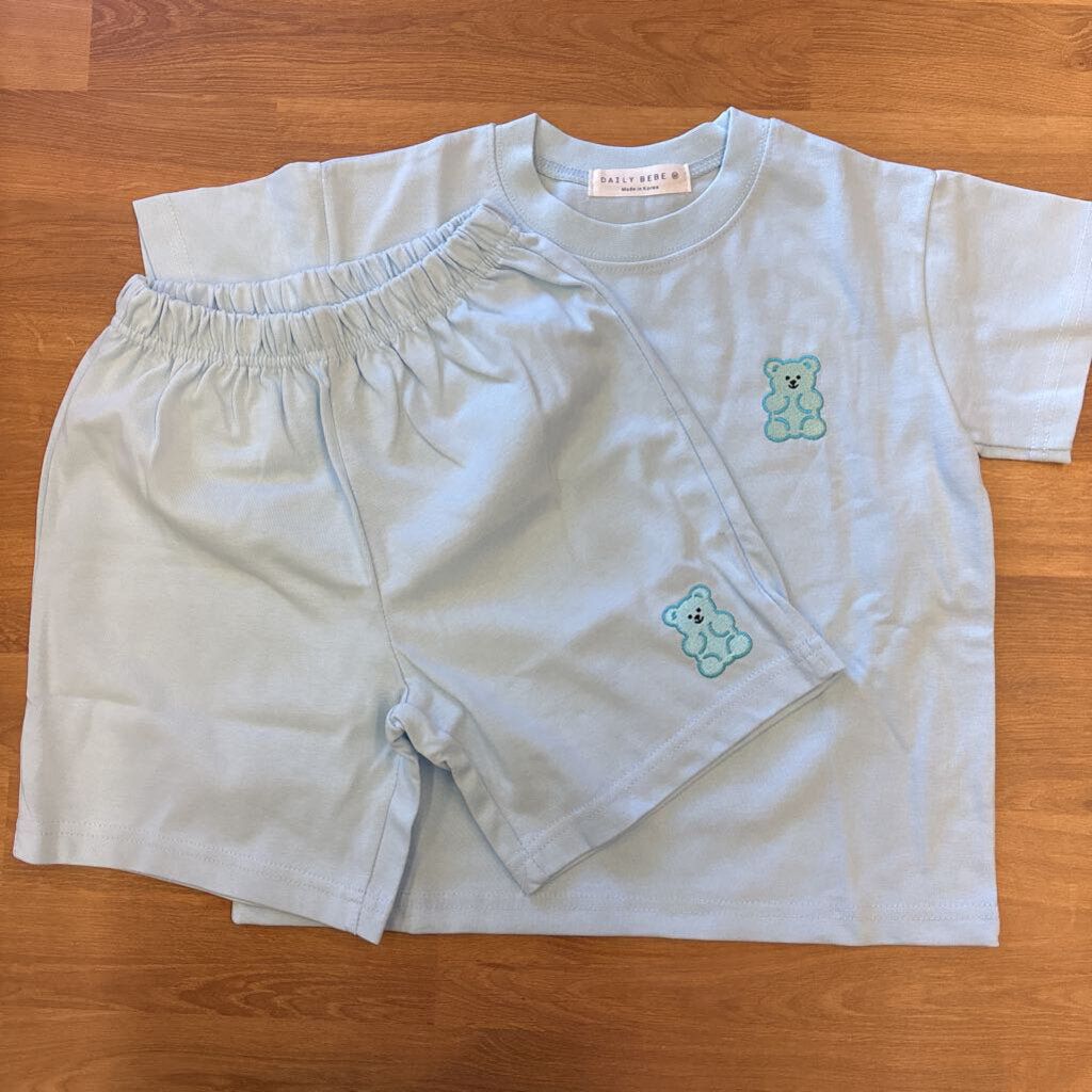 NWT Bear Two Pc Set - M (3/4)