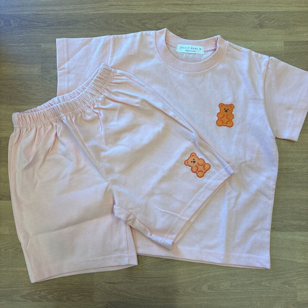 NWT Bear Two Pc Set - M (3/4)