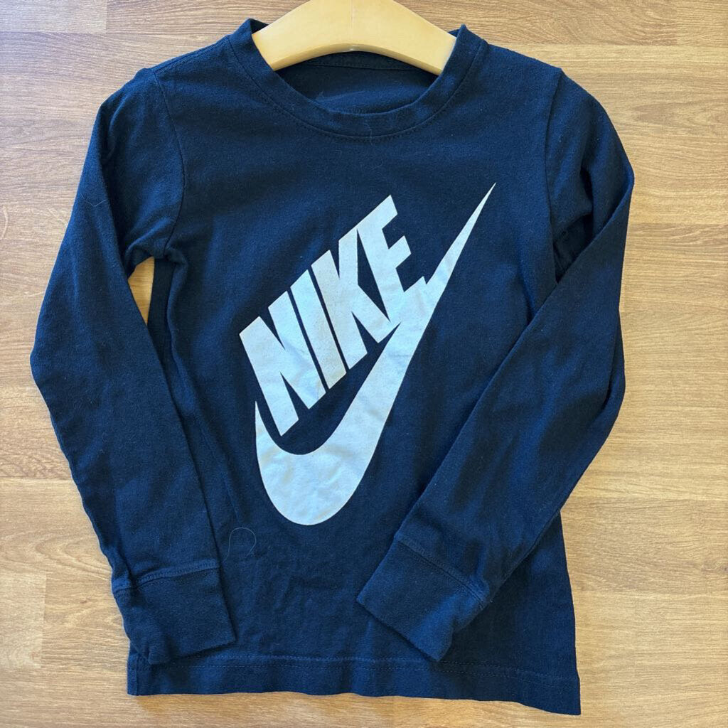 Nike LS Tee 4