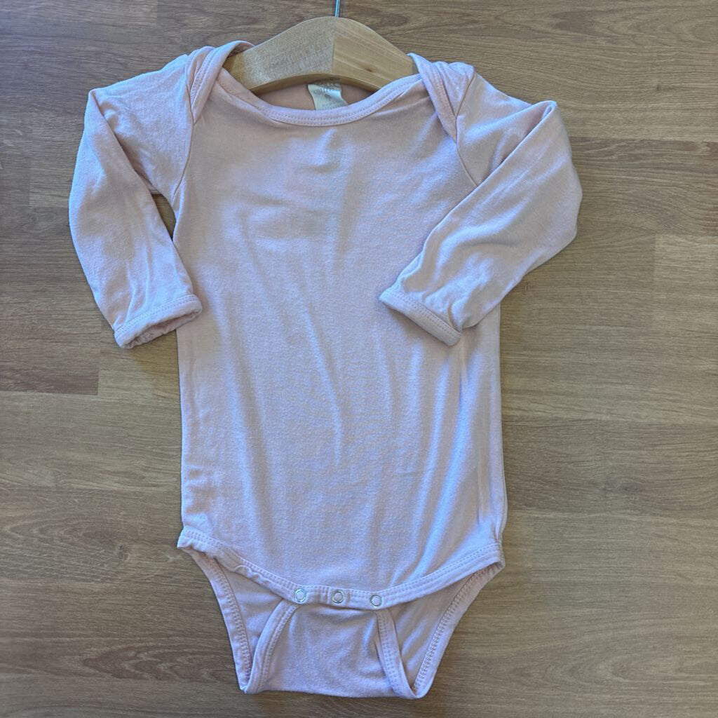 Kate Quinn LS Bamboo Onesie 6-12m (wash wear)
