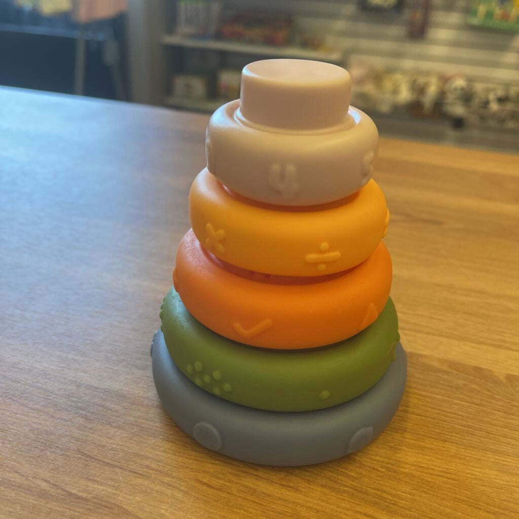 Silicone Stacker