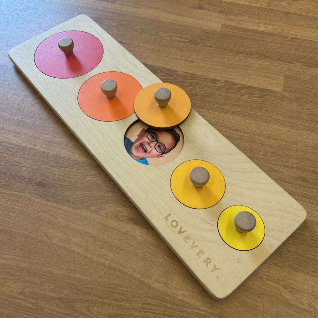 Lovevery Circle of Friends Wood Puzzle