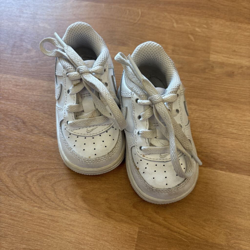 Nike White Air Force Sneakers - 3