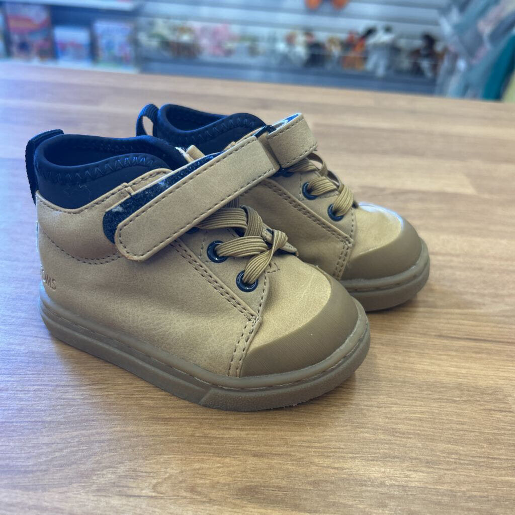 Toms Brown Boots - 4