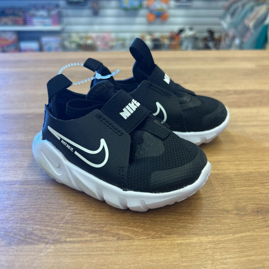 Nike Black Sneakers - 4