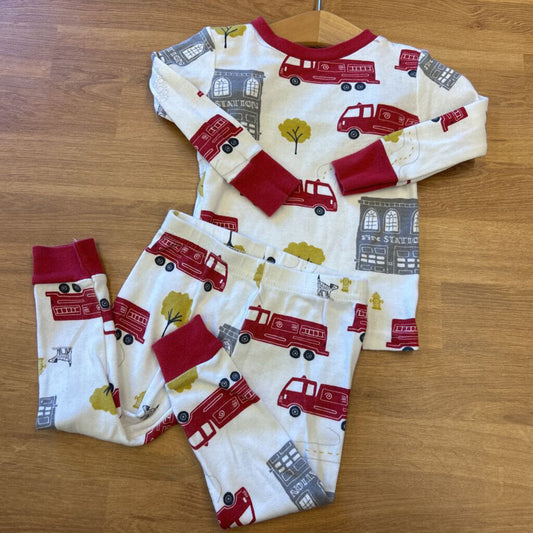 Carter's Firetruck Pjs - 12m