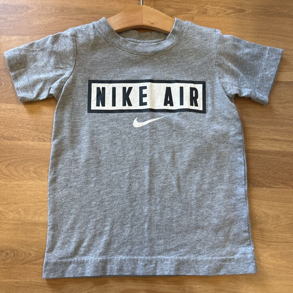 Nike Air SS Tee 4