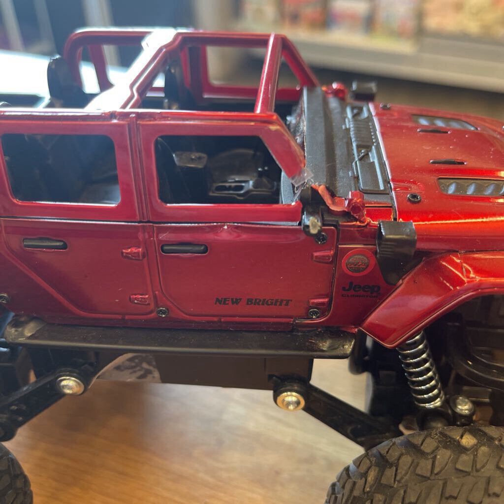 New Bright Heavy Metal RED RC Truck (small broken piece)