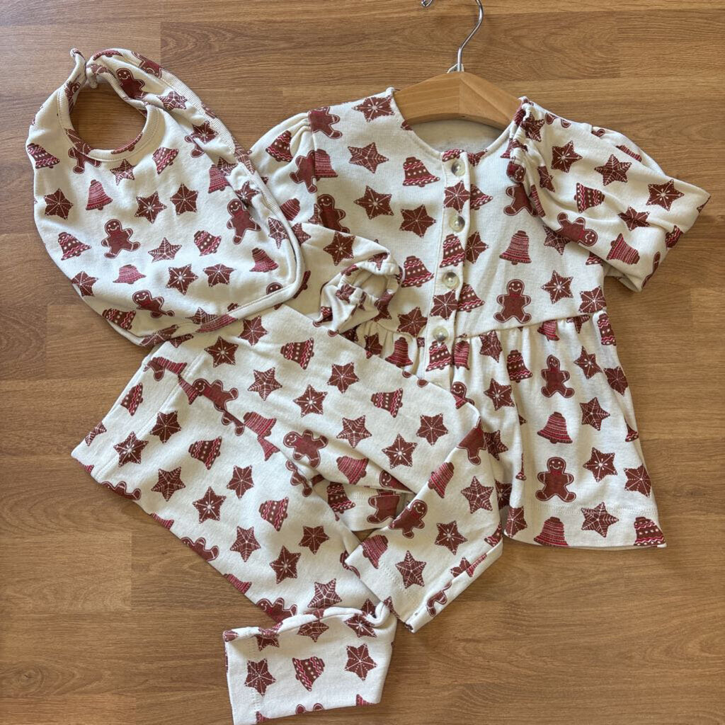 Kate Quinn Cookie Two Pc Set w/ Bib - 18/24m