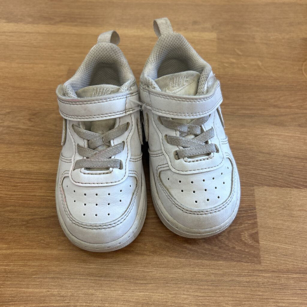 Nike White High Top Sneakers - 6