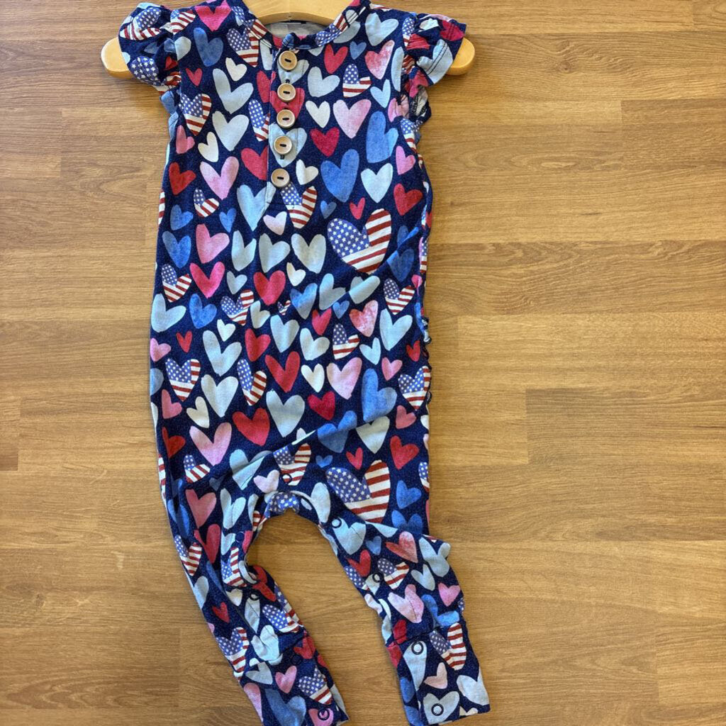 Posh Peanut Bamboo Flag Heart SS Romper (wear) - 18/24m