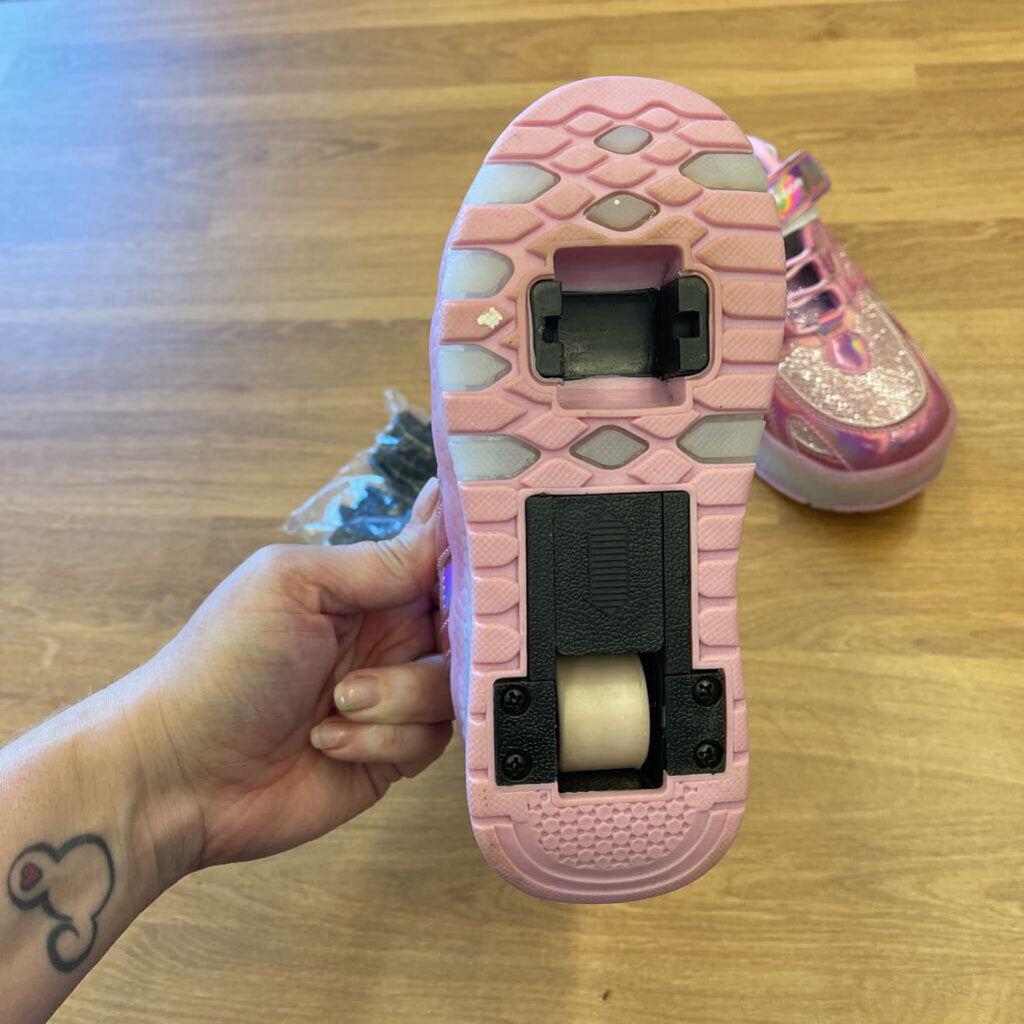 Light Up Roller Skate Sneakers - 13