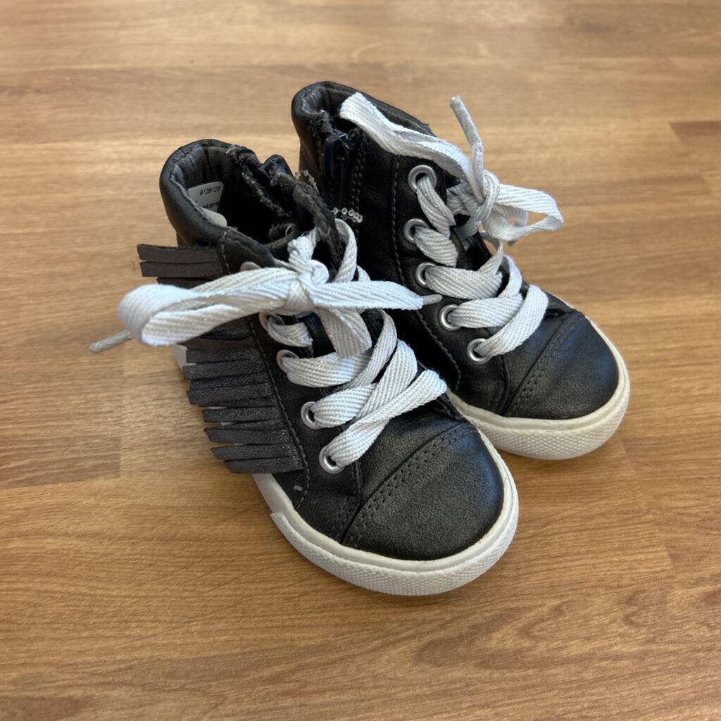 Cat & Jack Silver Fringe Lace Up Sneakers - 5