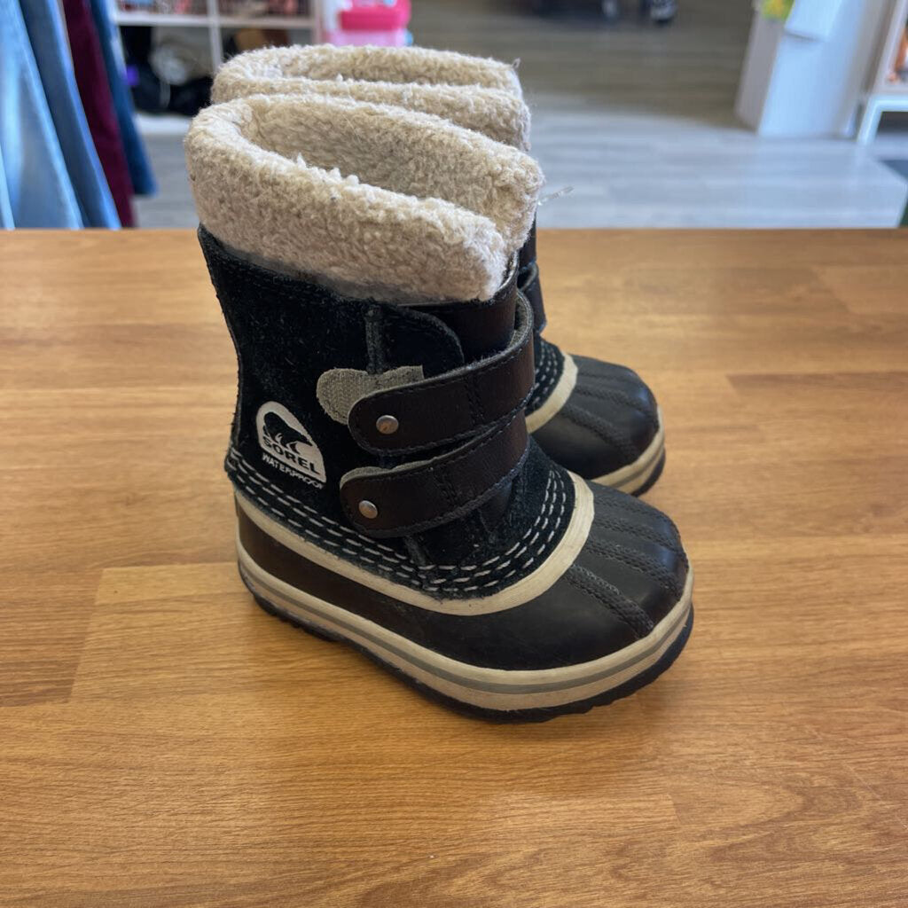 Sorel Black Snow Boots - 5