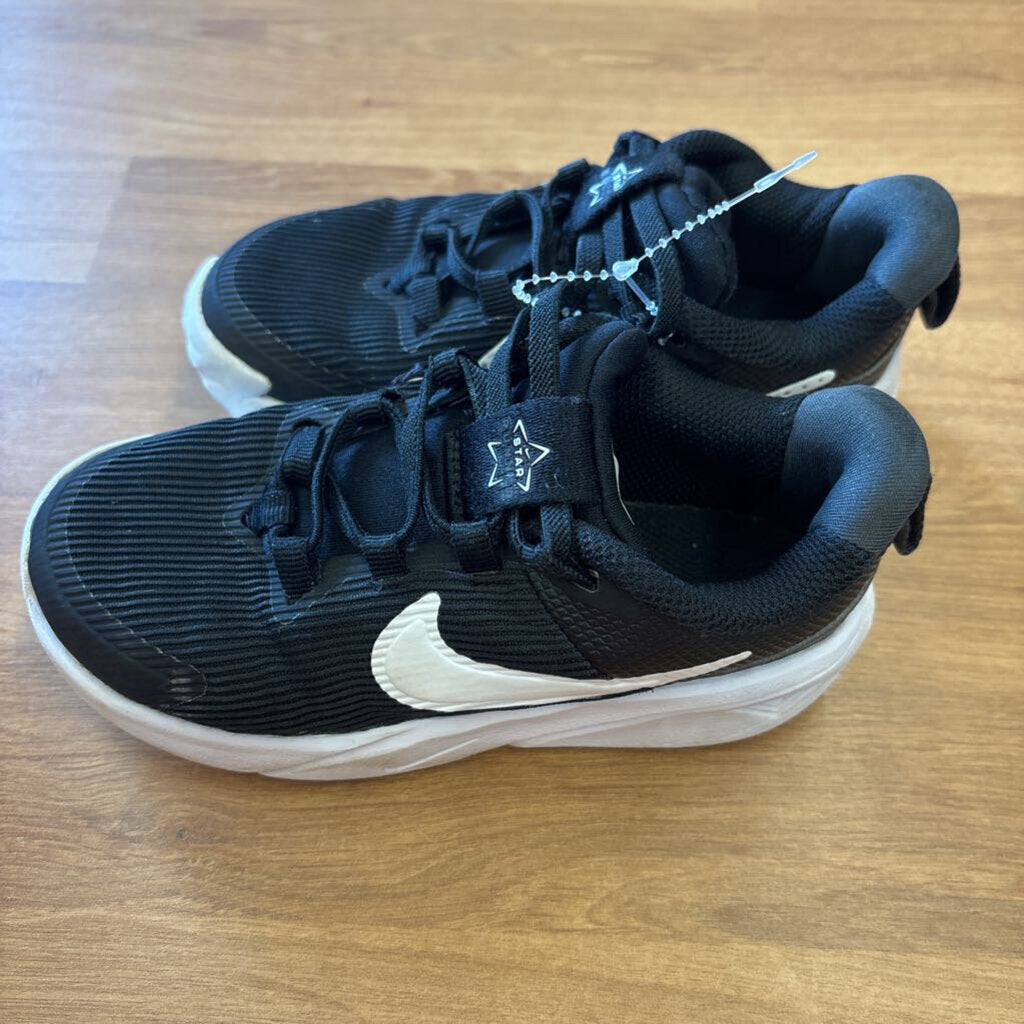 Nike Black Sneakers - 10