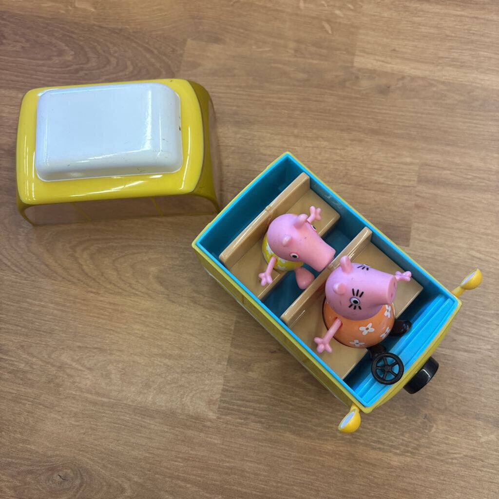 Peppa Pig Yellow Car w/ 2 Figures