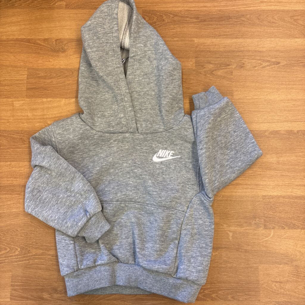 Nike Hoodie - 18m