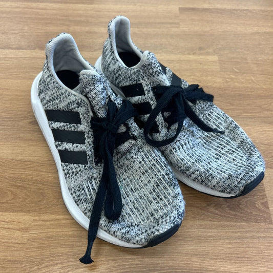 Adidas Grey Knit Sneakers (some marks) - 3.5