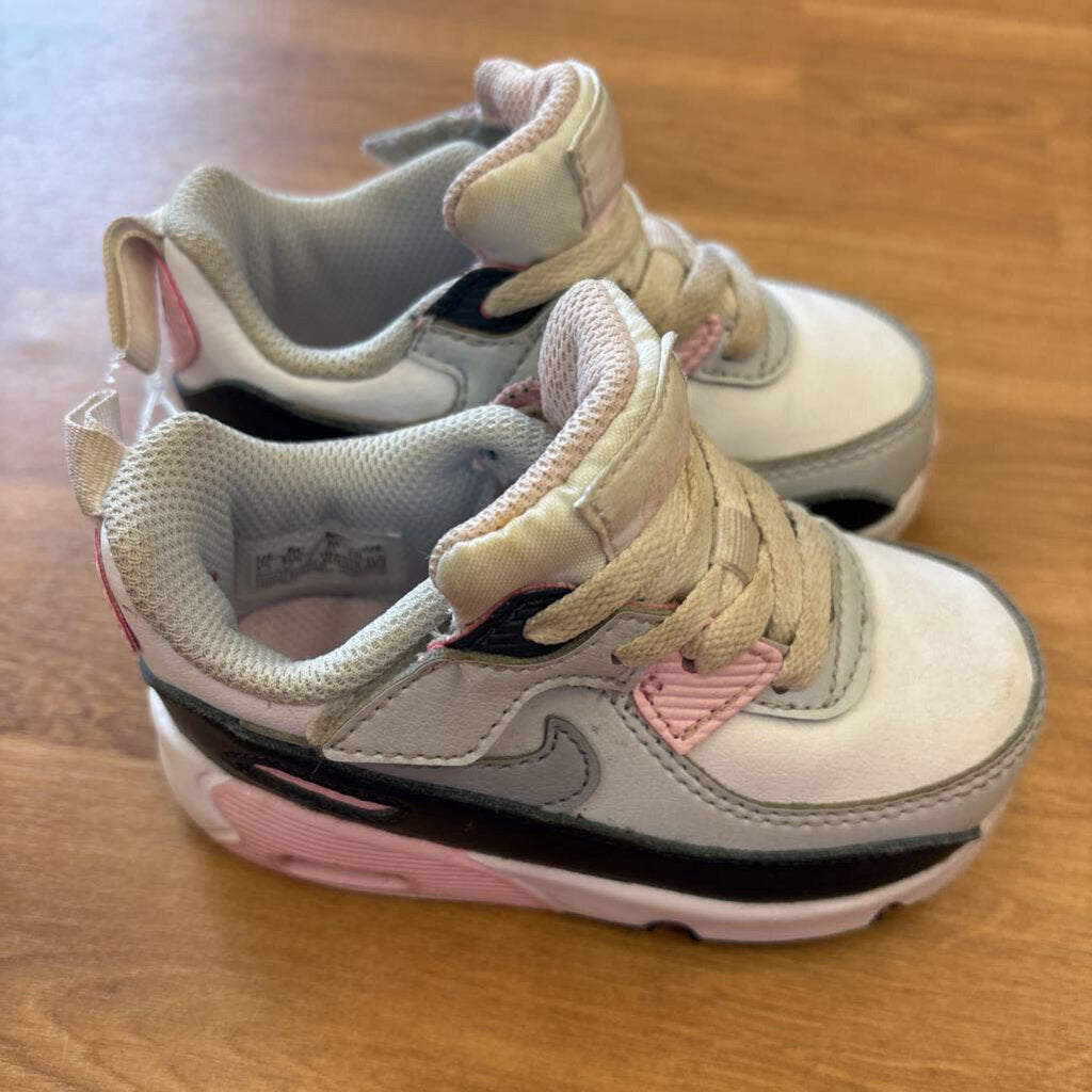 Nike White/Pink Air Max Sneakers - 6