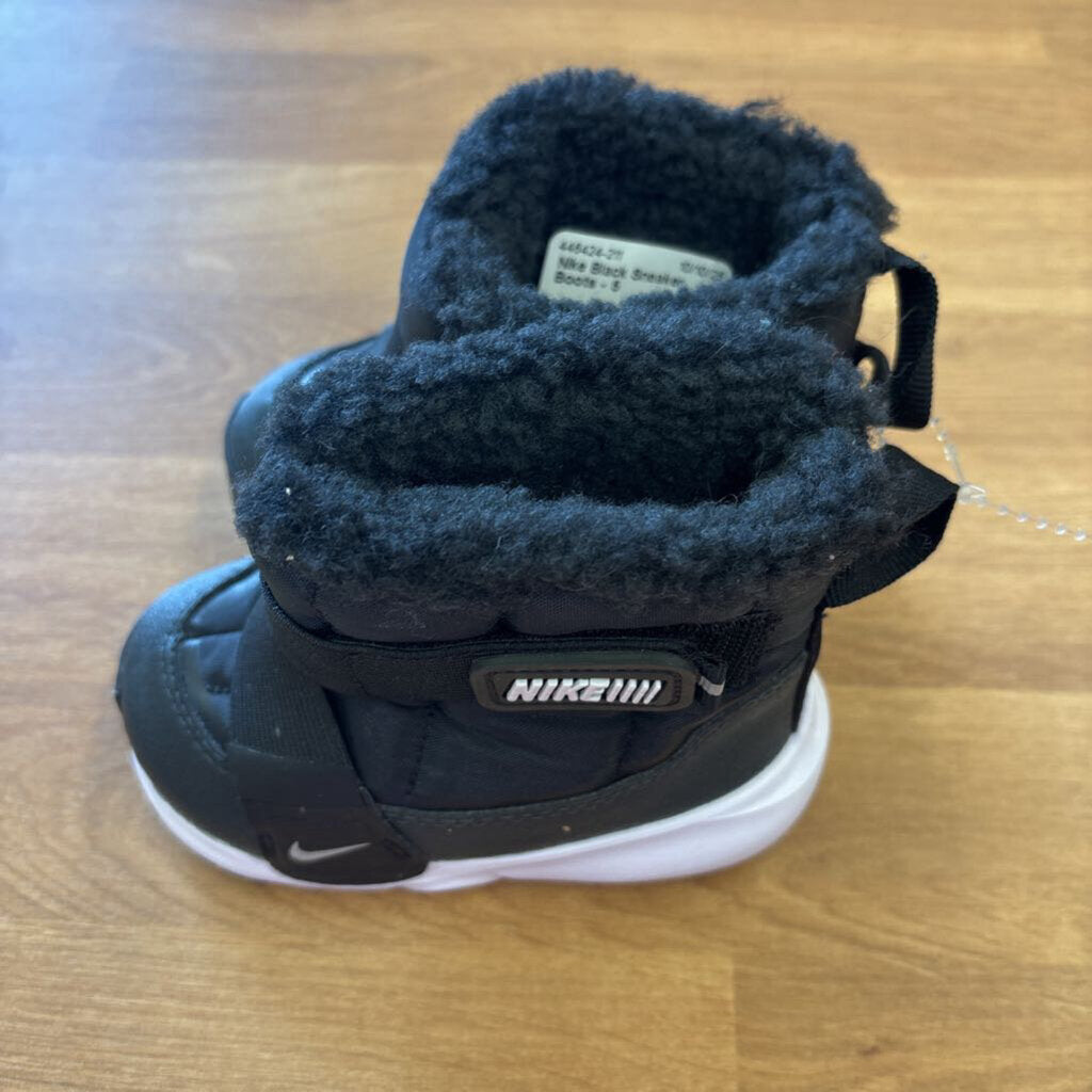 Nike Black Sneaker Boots - 5
