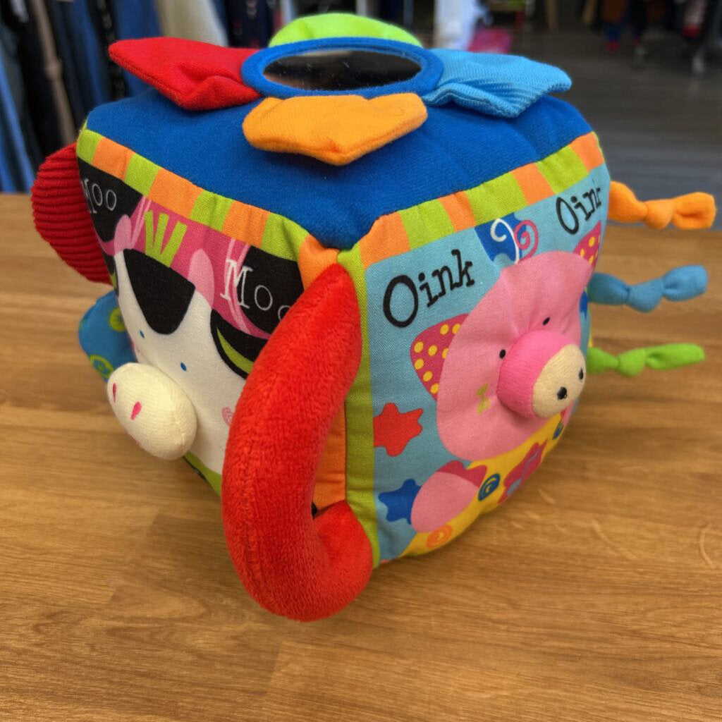 Melissa & Doug Soft Cube Toy