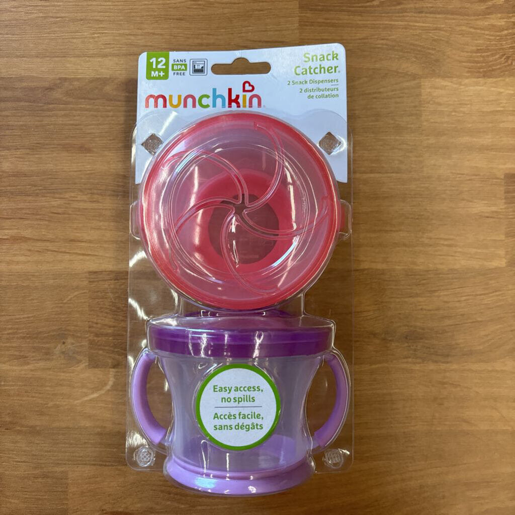 NEW Munchkin Snack Catcher - 2 Pack