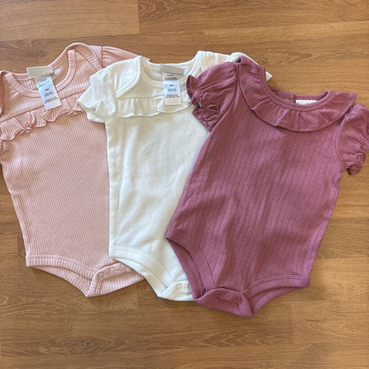 NWT Nicole Miller SS Onesie Set - 6/9m