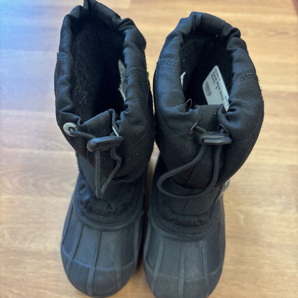Kamik Black Snow Boots - 9