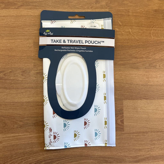 NEW Itzy Ritzy Take & Travel Pouch Reusable Wipes Case