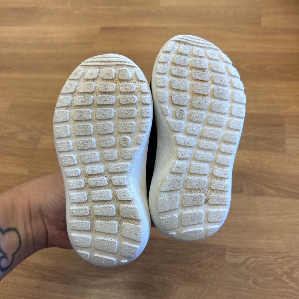 Baby Gap Knit Blue Sneakers - 6