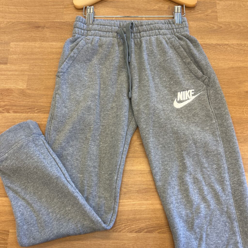 Nike Sweatpants - 8/9