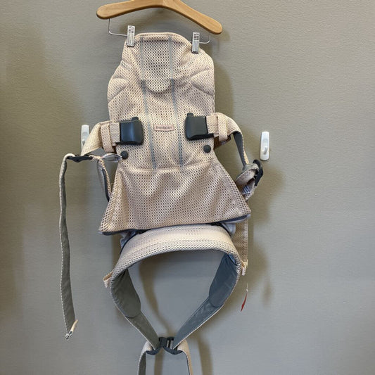 Baby Bjorn Carrier - Pink