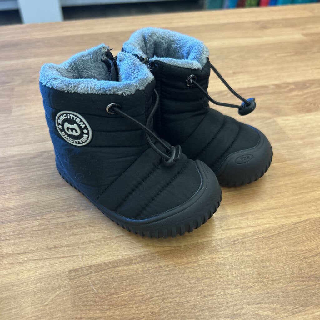 Puffer Winter Black Boots ~ 5
