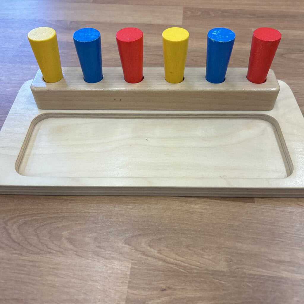 Monti Kids Peg Box (some wear on pegs)