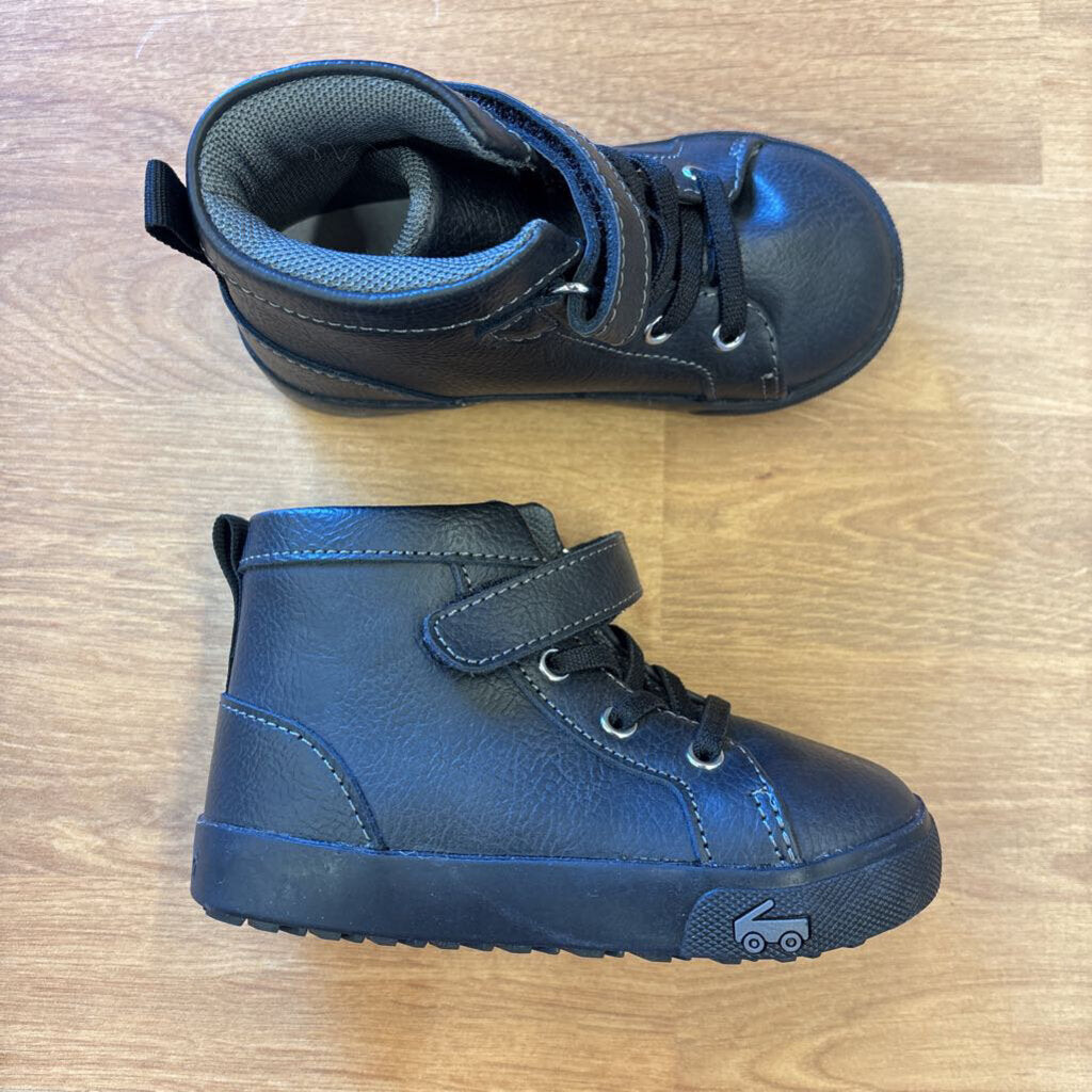 See Kai Run Black High Top Sneaker - 7