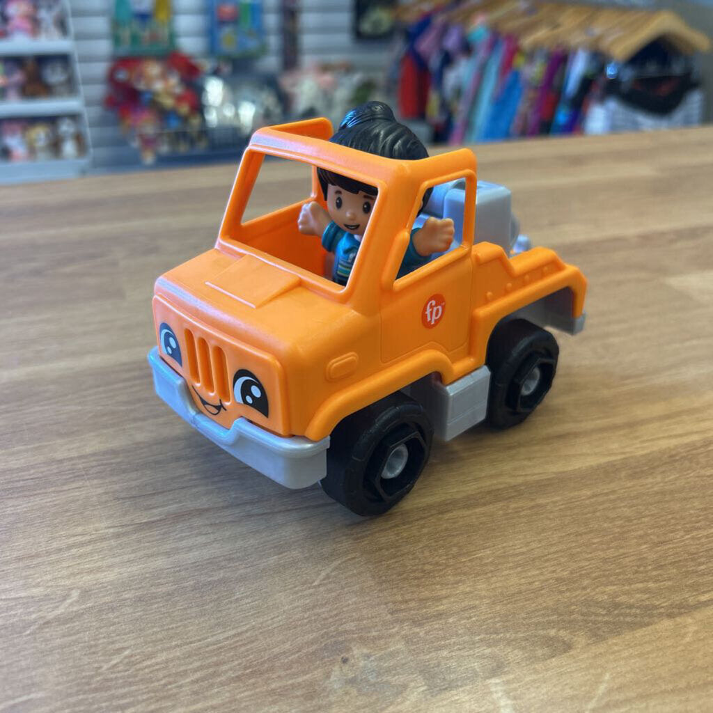 Fisher Price Little People Tow Truck w/ Figure