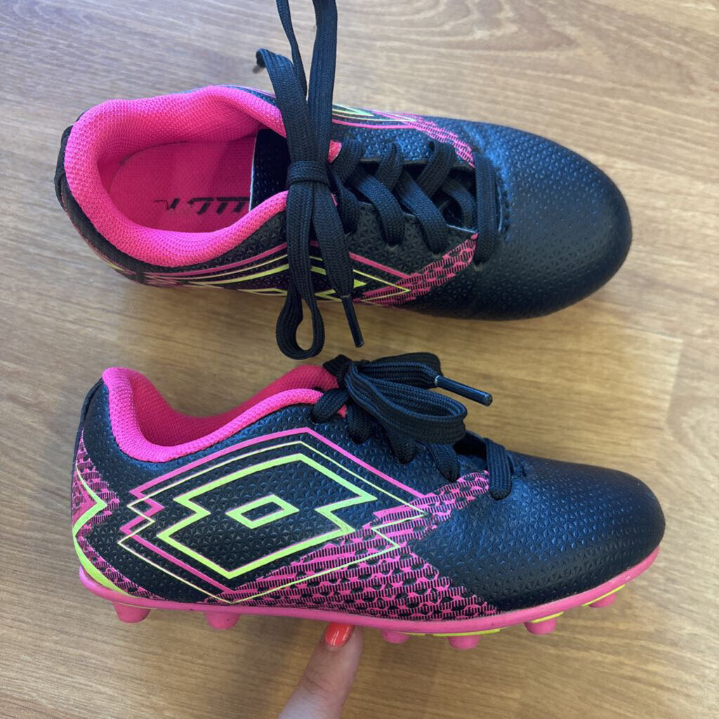 Lotto Black/Pink Soccer Cleats - 10
