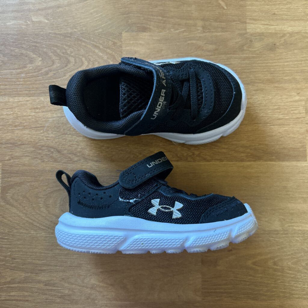 Under Armour Black Sneakers - 5