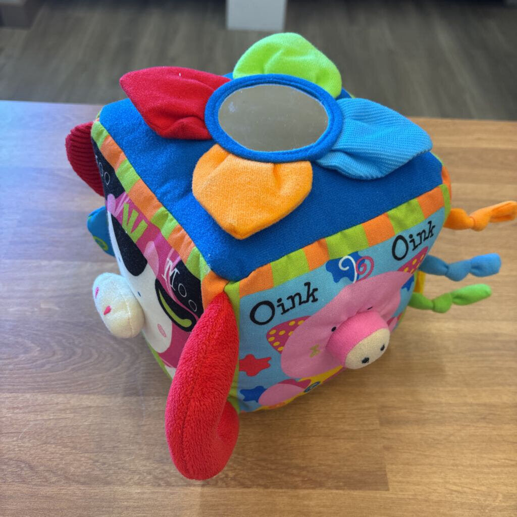 Melissa & Doug Soft Cube Toy