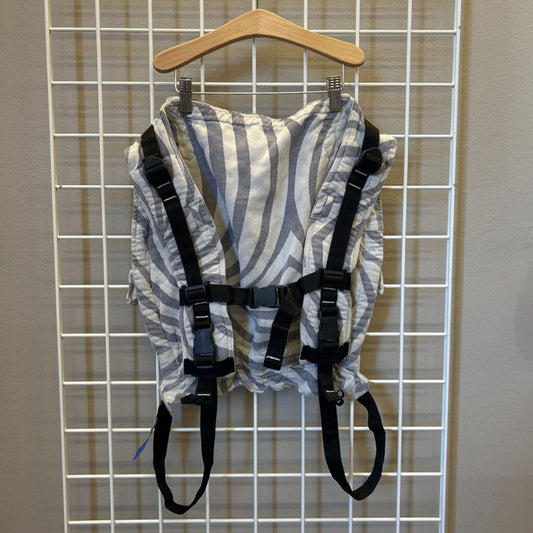 Fidella Fly Tai Carrier - Zebra Pattern