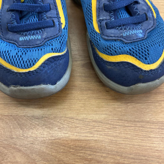Keen Blue Sneaker 8 (some wear)