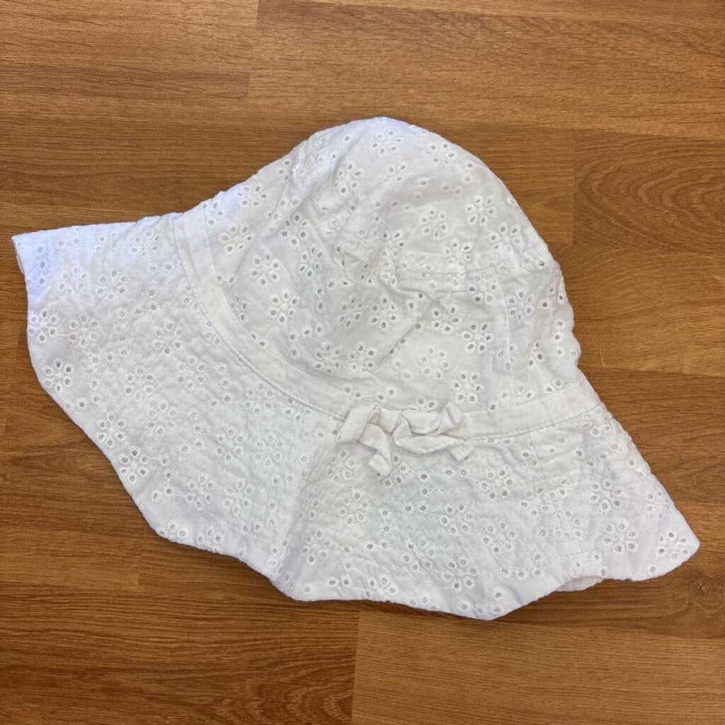 Baby Gap White Eyelet Sun Hat - S/M