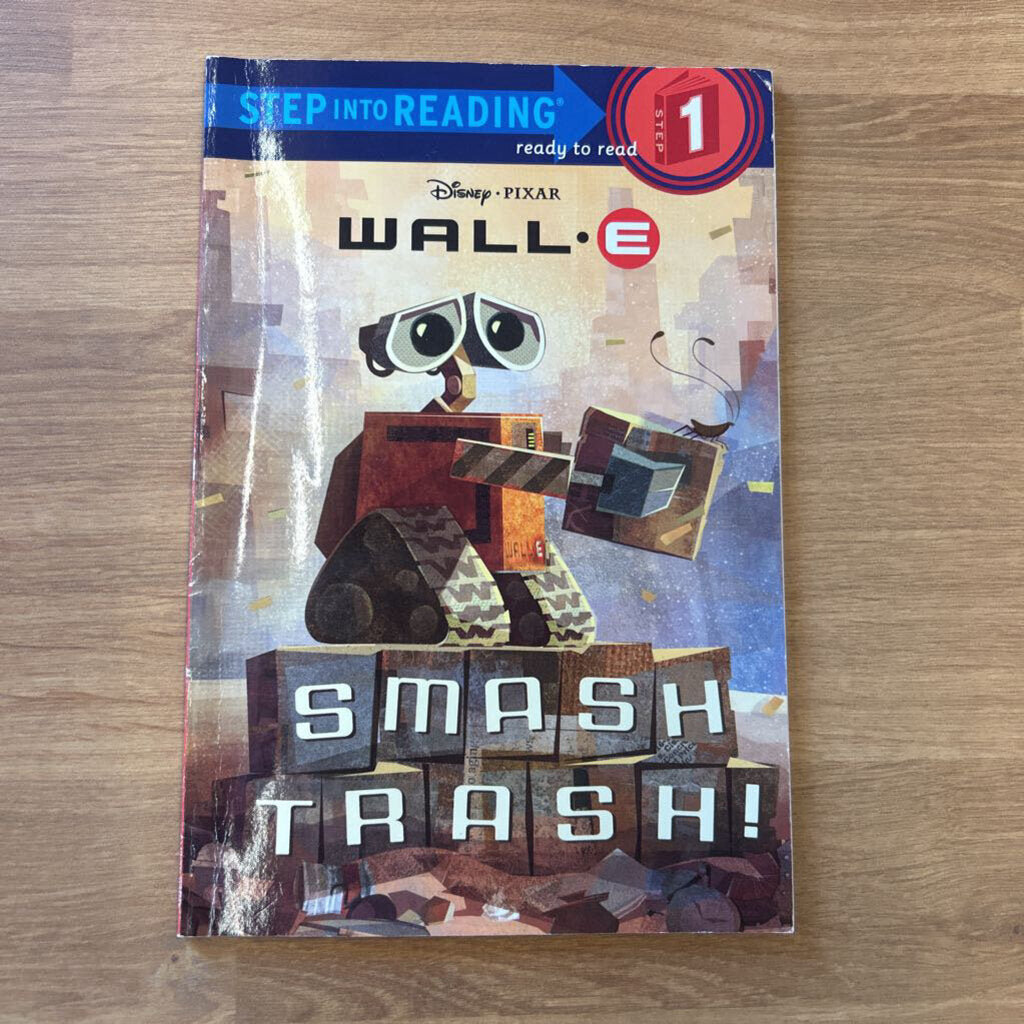 Read To Read WALL*E Smash Trash