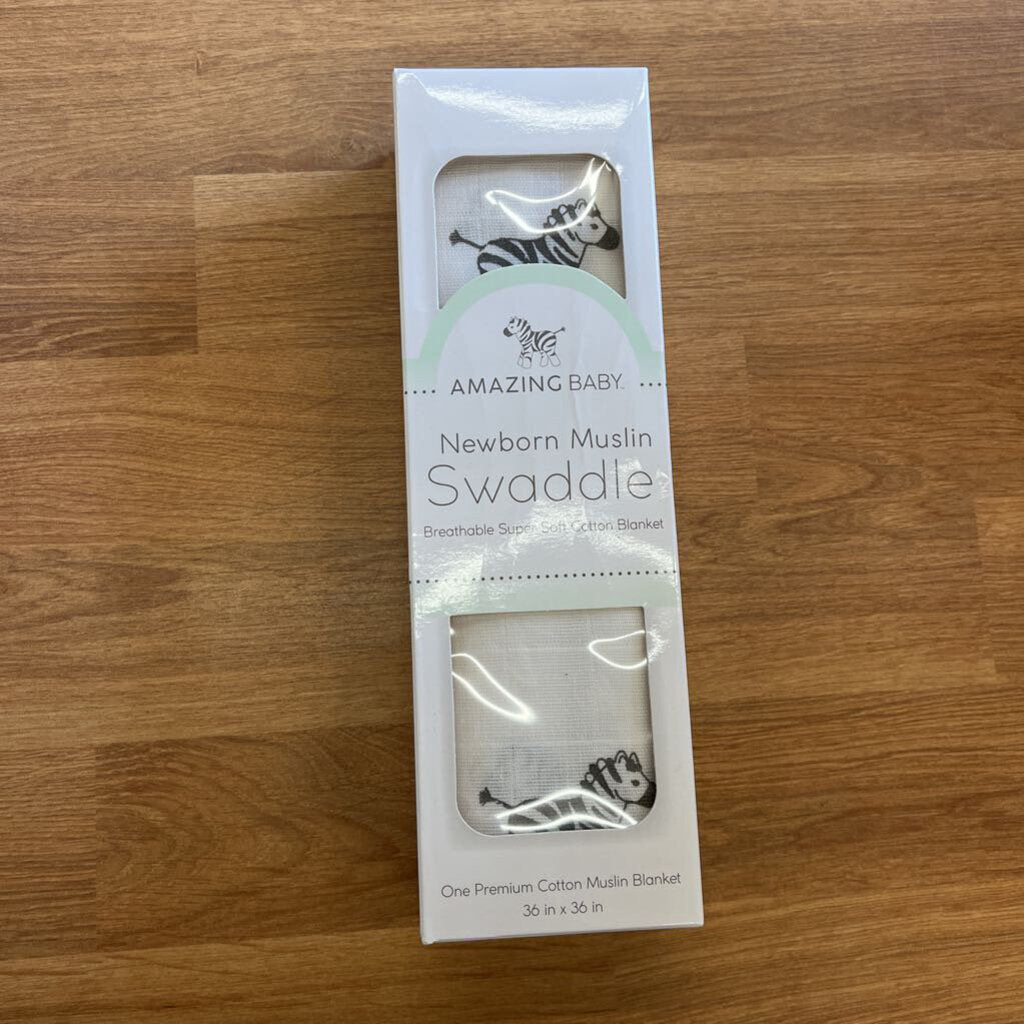 NEW Amazing Baby NB Muslin Swaddle