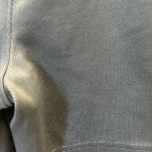 Under Armour Active Shorts (some snags) - 4T