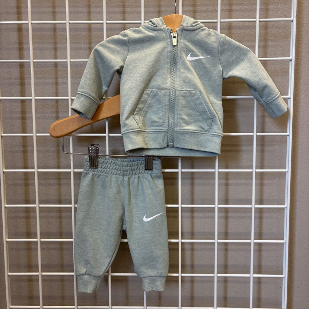 Nike Hoodie/Pants Set - NB