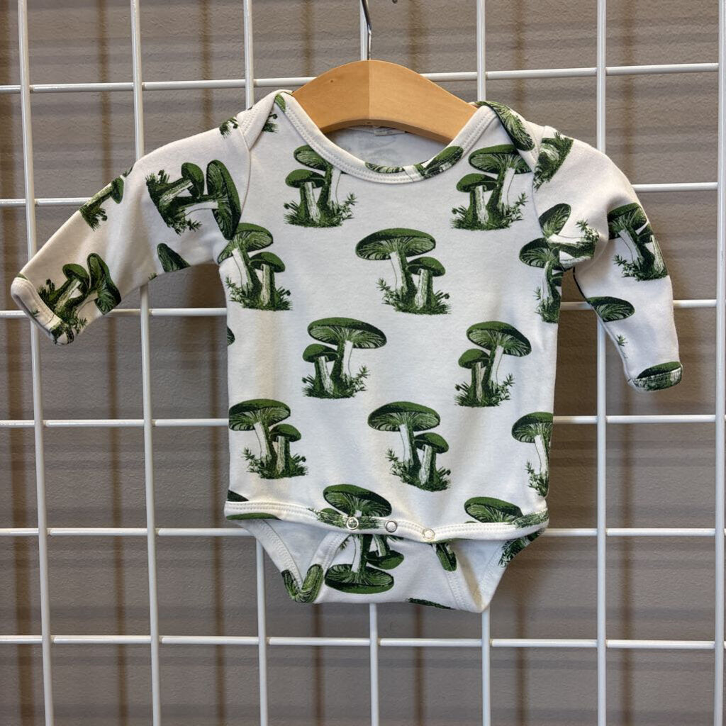 Kate Quinn Mushroom LS Onesie - 3/6m